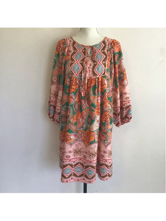 BLUETIME Dresses & Skirts - BLUETIME Women Fun Long Sleeve Dress Size M Orange Green Paisley Floral SZ L